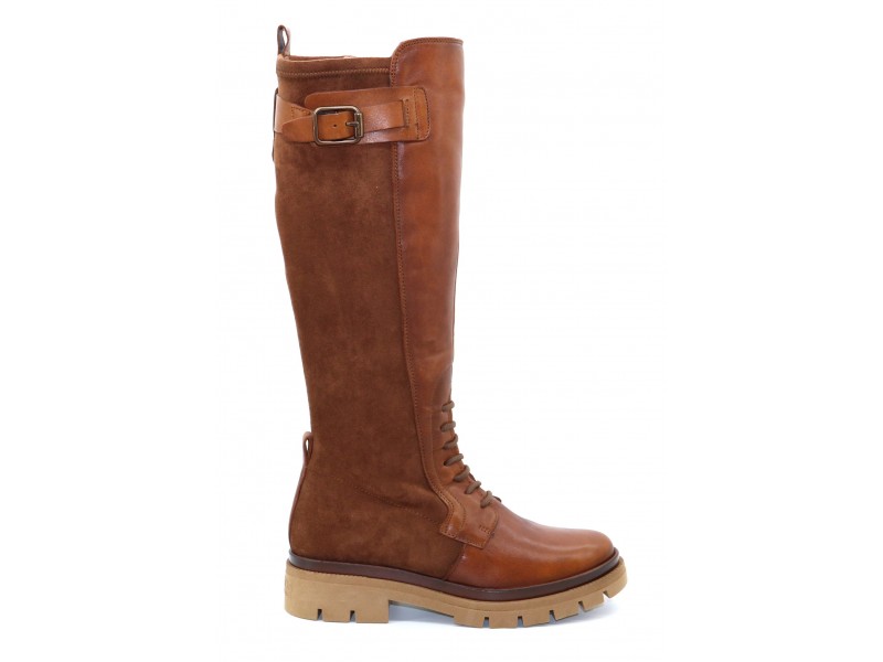 Bota alta Hispanitas modelo HI211956 en cuero para